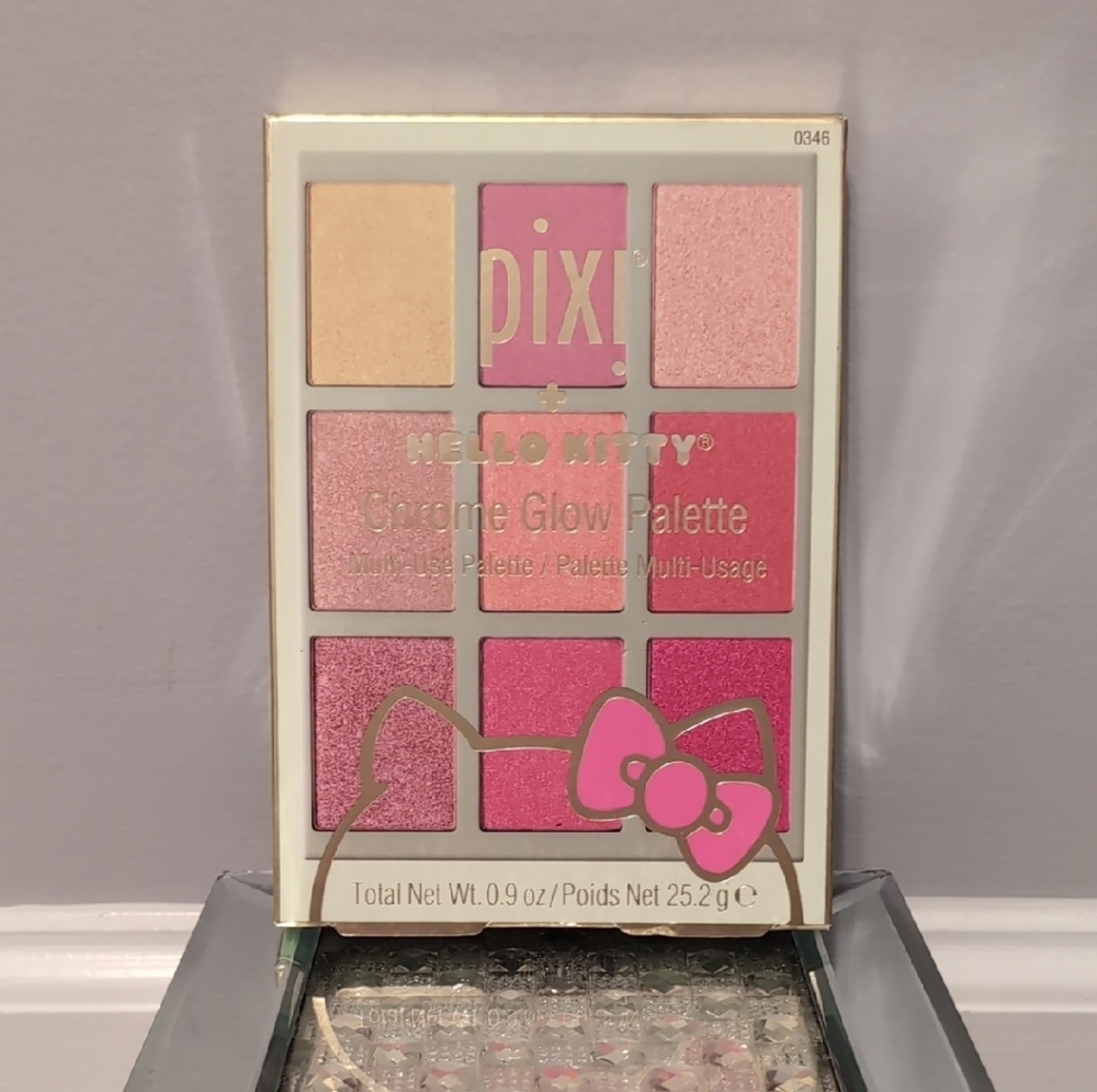 Pixi Hello Kitty Chrome Glow Palette - Pink and Cream